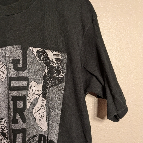 Magic Johnson T's Graphic Black T-Shirt Michael Jordan Fruit Of The Loom Vintage - Picture 6 of 10